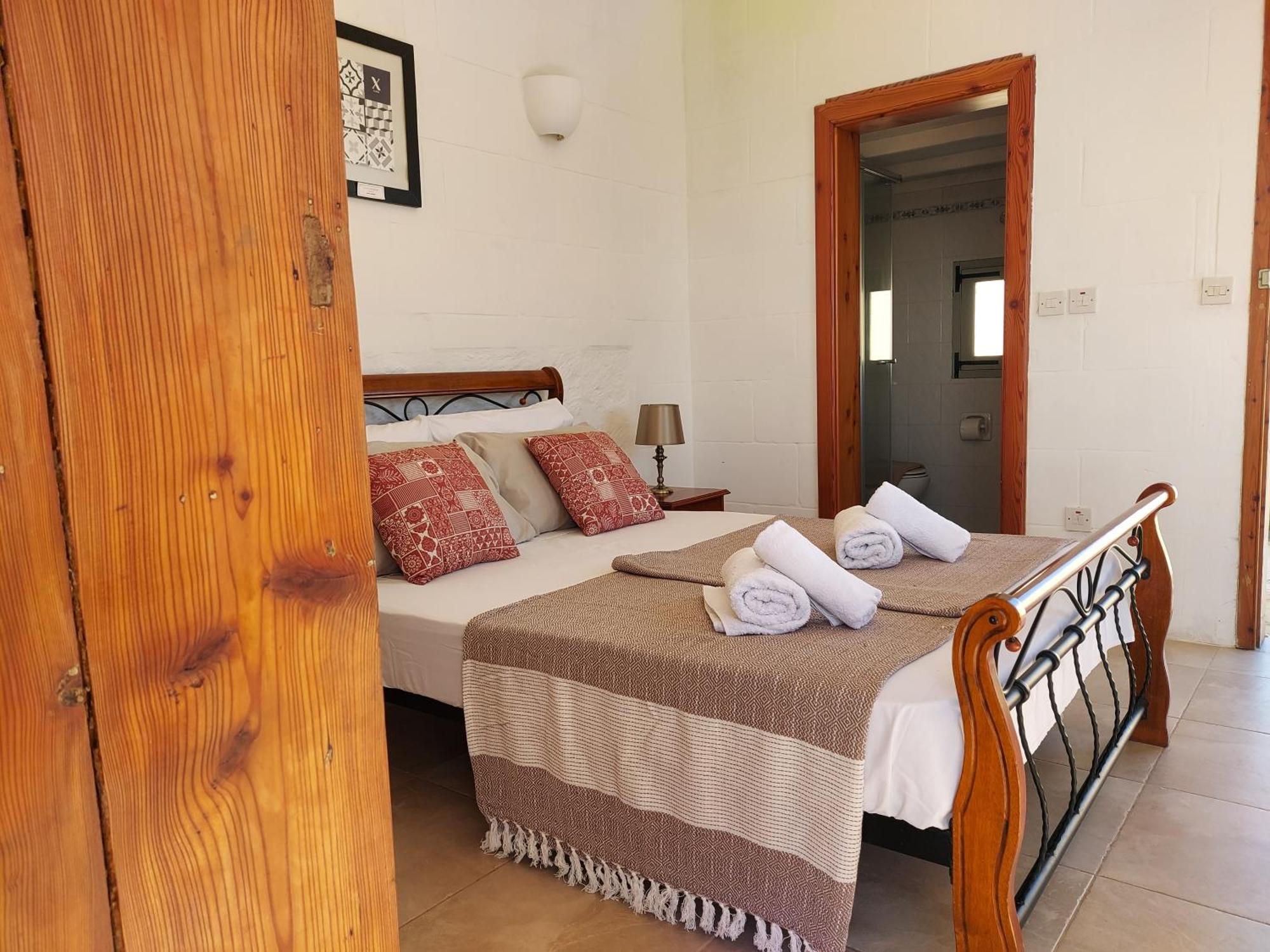 Razzett Warda B&B Ghasri  Bagian luar foto
